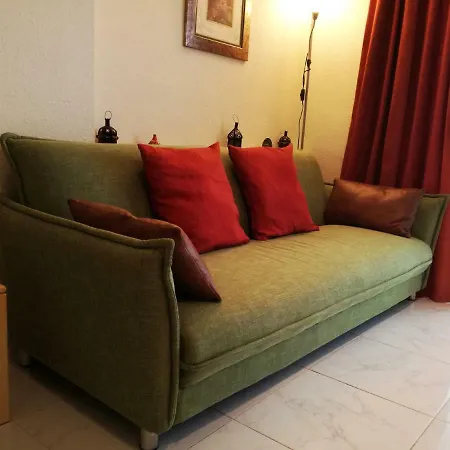 Los Cristianos Diamond * لوس كريستيانوس