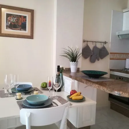 Los Cristianos Diamond * لوس كريستيانوس